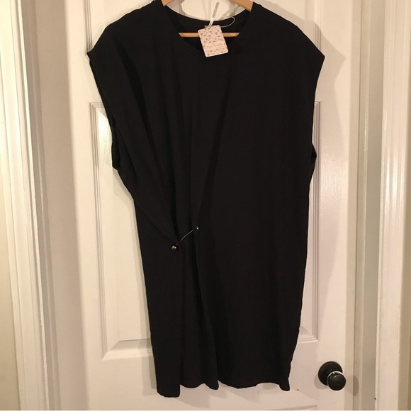 Free people women’s hardware casual black shift dress size L. New with tags - Picture 3 of 9